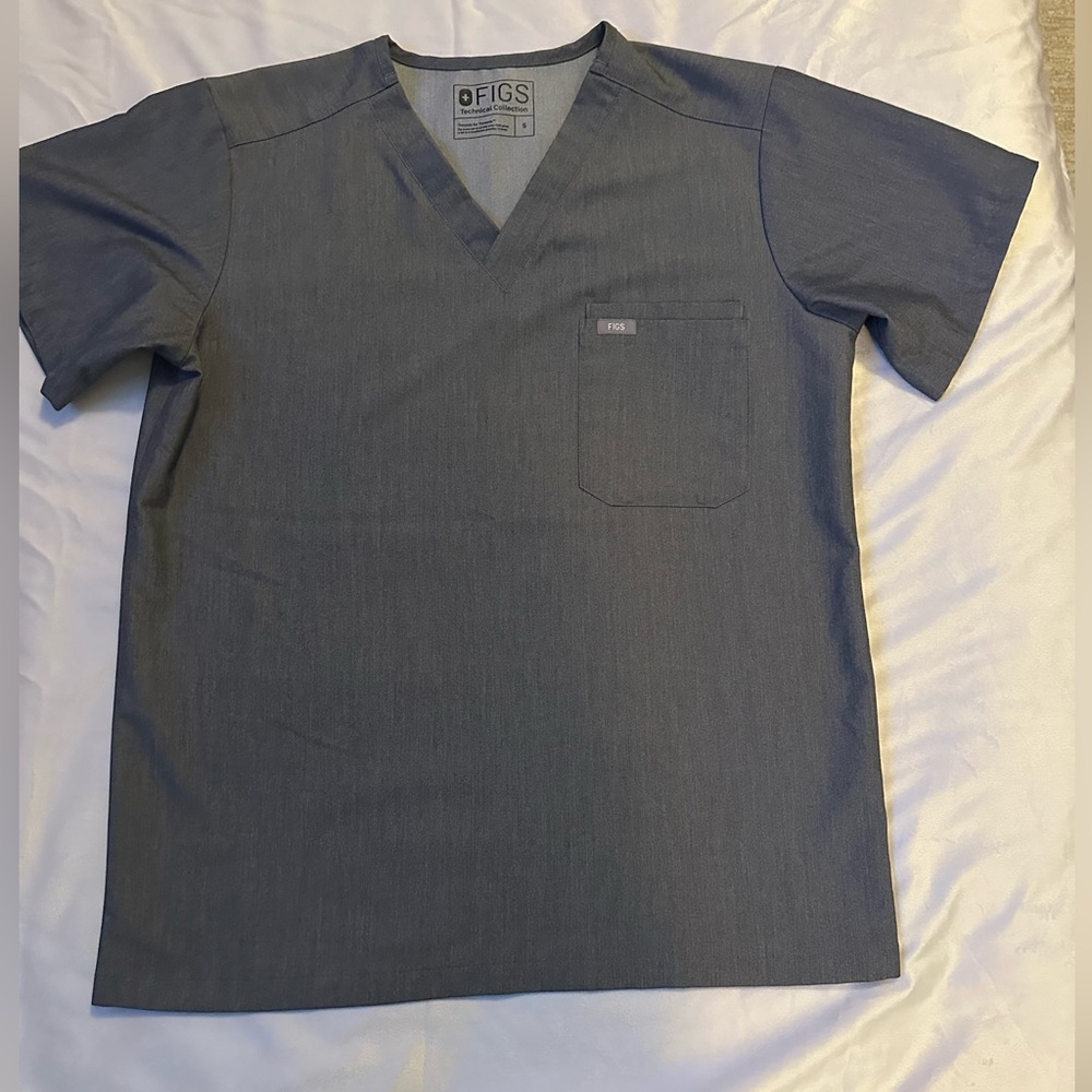 Figs graphite one pocket scrub top size small